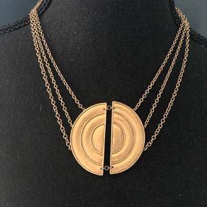 Gold circle necklace